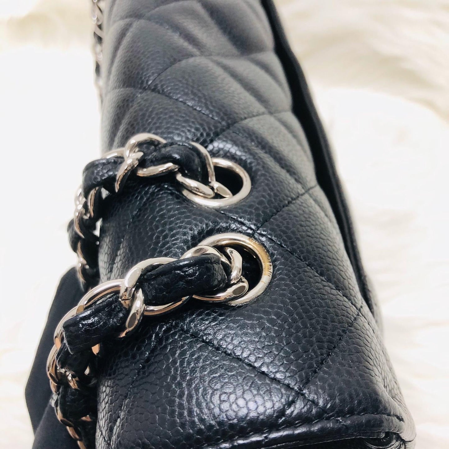 Single Flap Classic Jumbo in Black Caviar with SHW