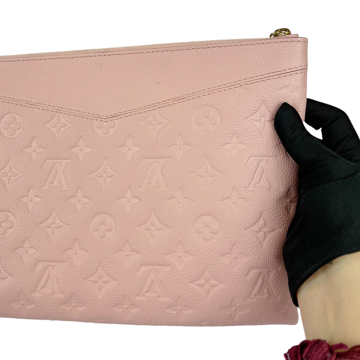 Louis-Vuitton Empreinte Daily Pouch Rose Poudre