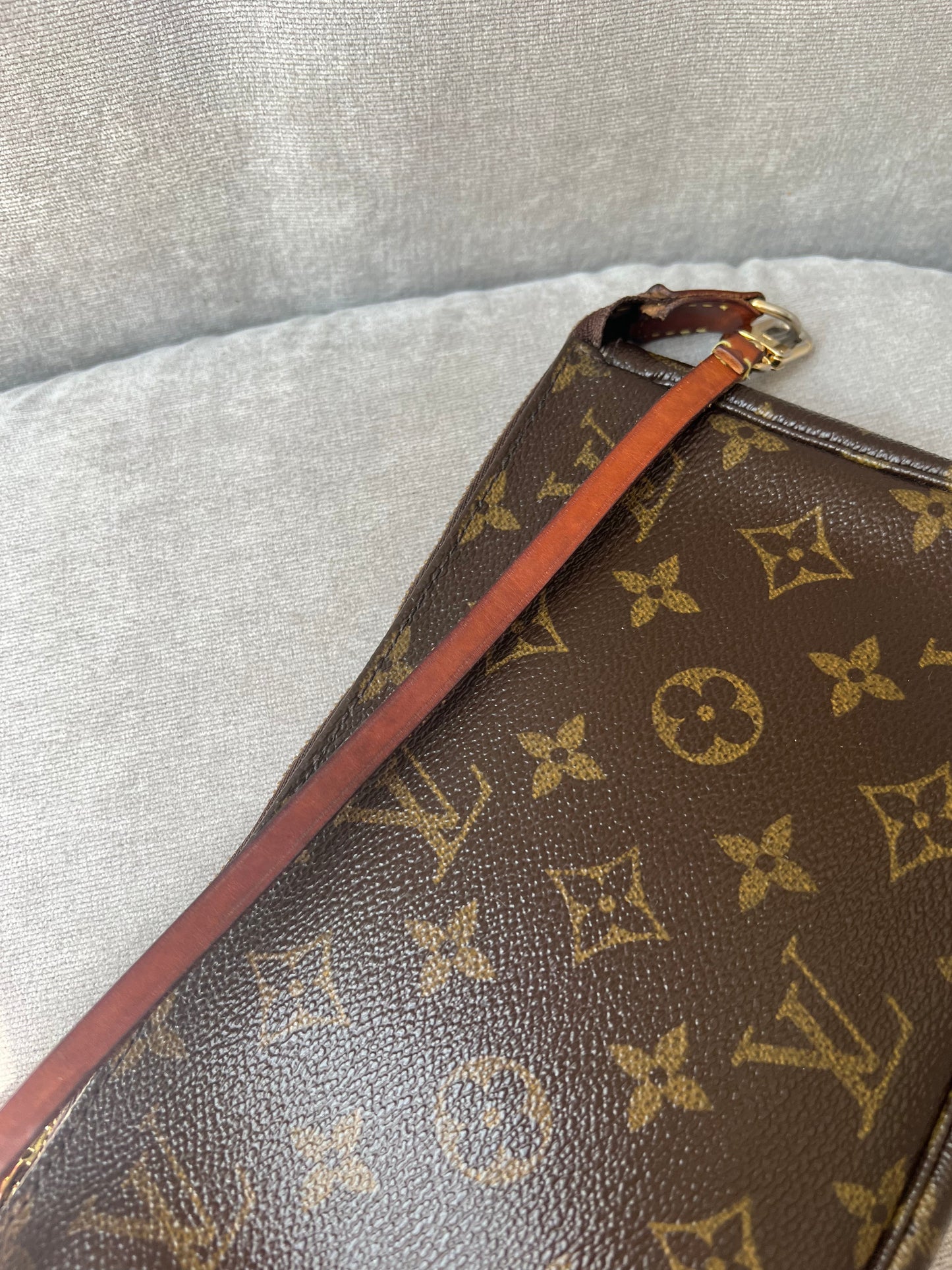 Louis Vuitton Vintage Pochette Accessoires Monogram