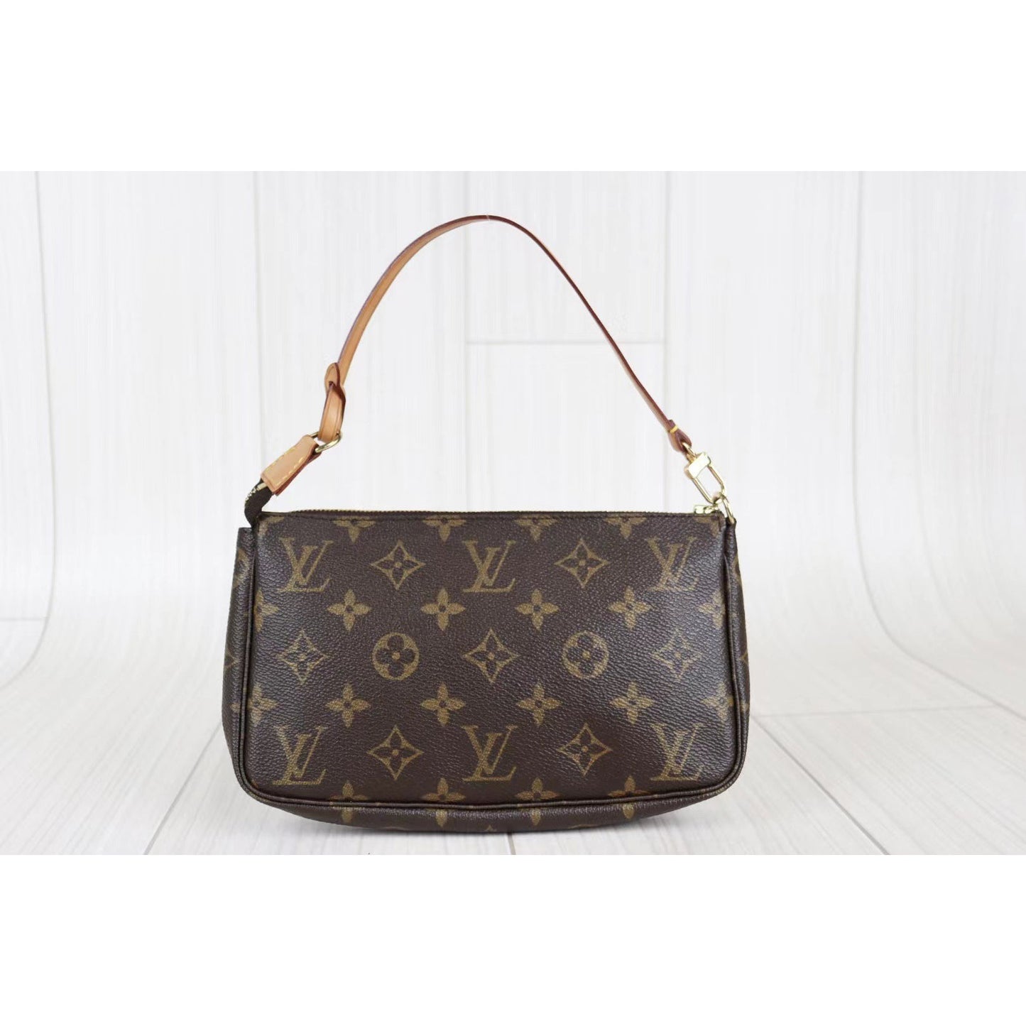Rank A ｜ LV Monogram Pochette Accessoires ｜073004