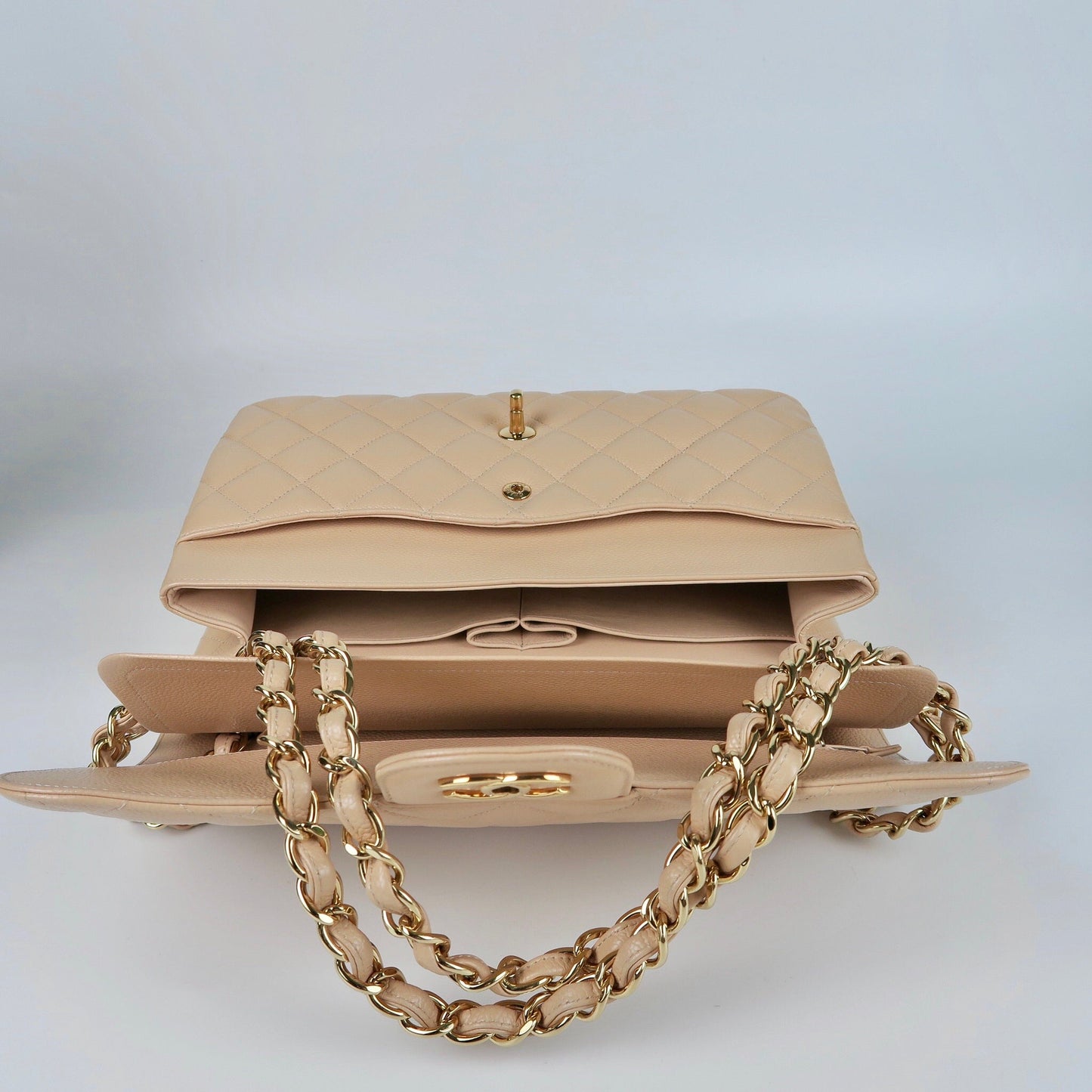 Double Flap Jumbo in Beige Caviar Leather GHW