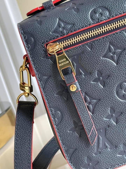 Louis Vuitton Pochette Metis Bag