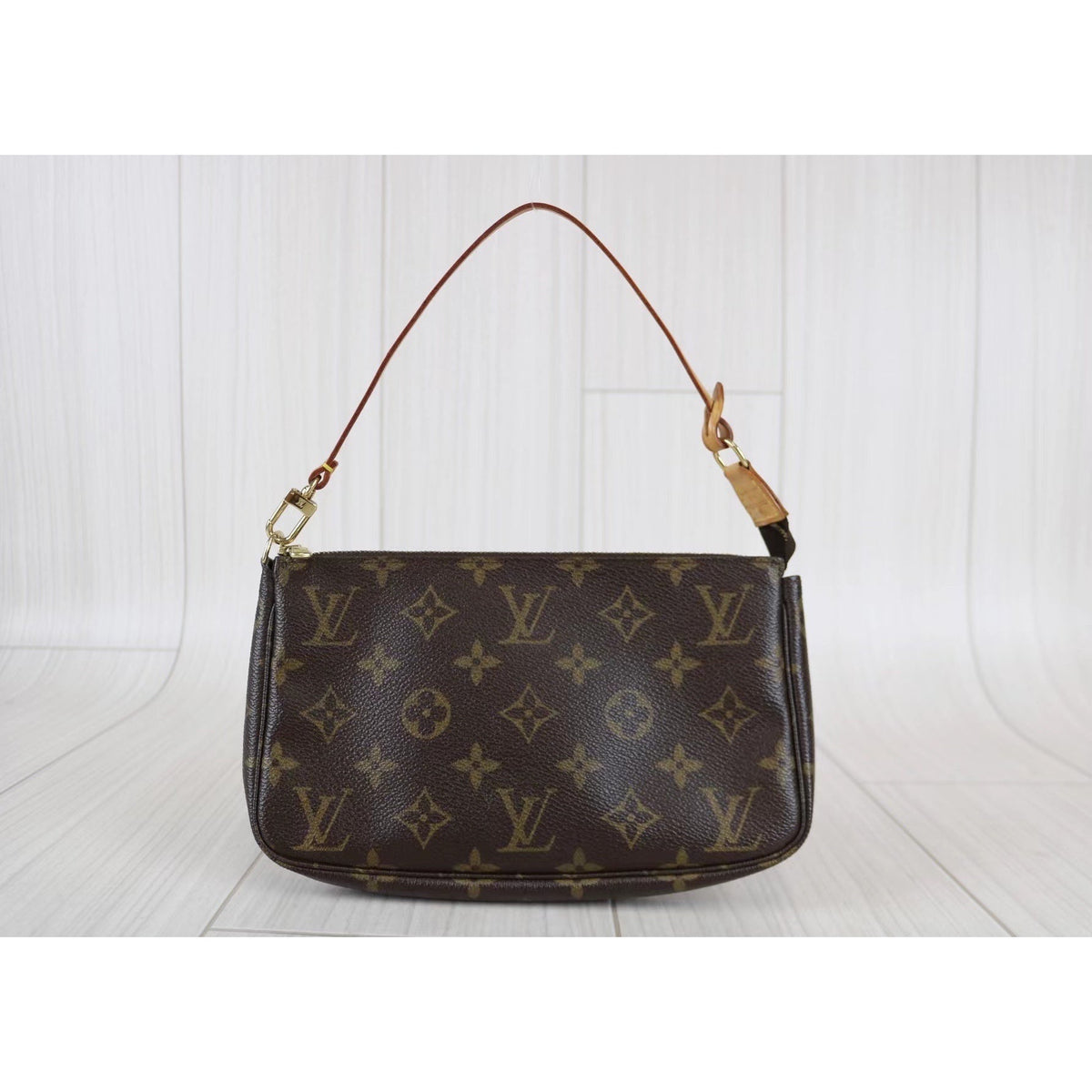 Rank A ｜ LV Monogram Pochette Accessoires ｜030506