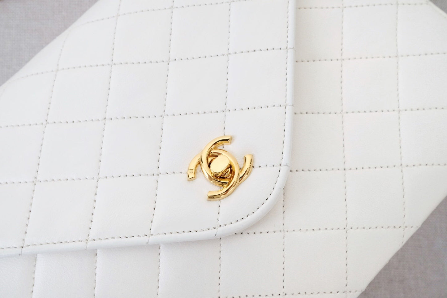 Chanel vintage triangle classic flap chain bag
