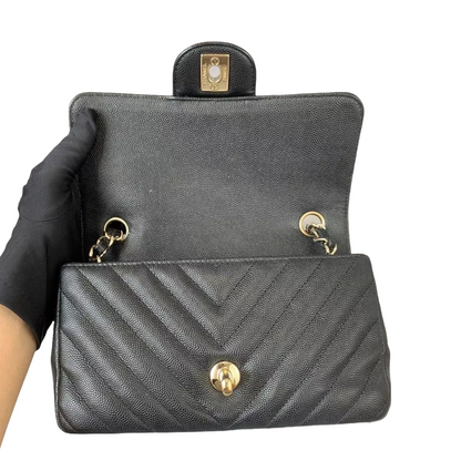 Mini Flap Chevron Caviar Black GHW