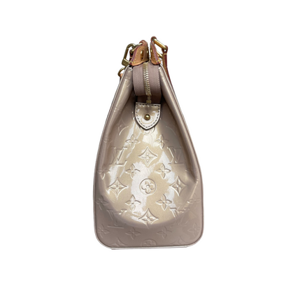Louis-Vuitton Vernis Brea GM Beige Poudre GHW