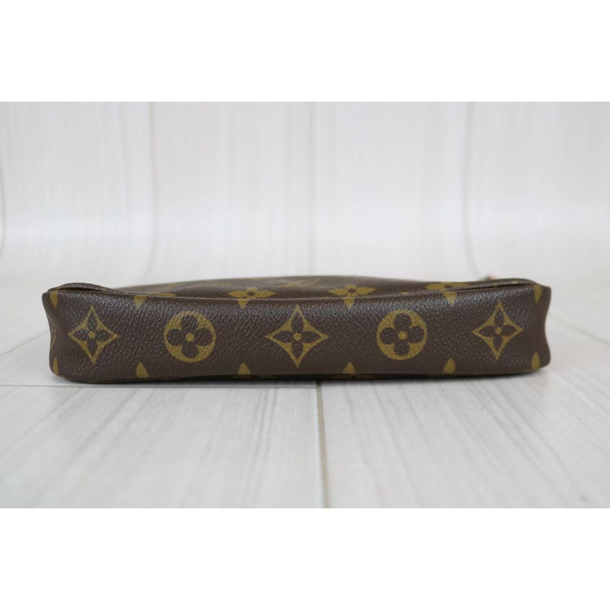 Rank SA ｜ LV Monogram Pochette Accessoires ｜030920