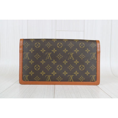 Rank A ｜ LV Monogram Clutch Bag｜031207