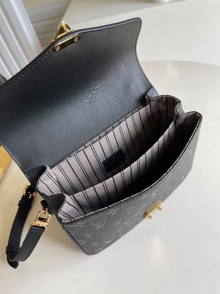 Louis Vuitton Pochette Metis Bag