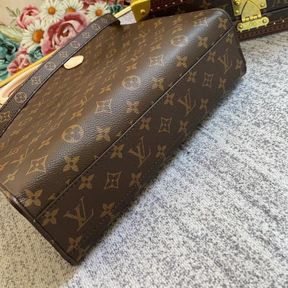 Louis Vuitton Sac Plat PM Bag