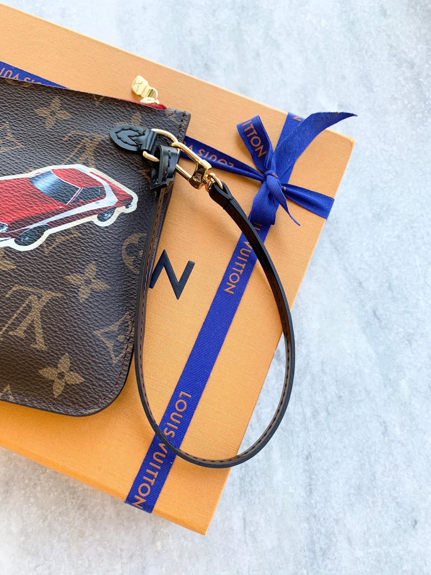 Louis Vuitton World Tour Neverfull MM Monogram Pochette Wristlet Pouch In Red