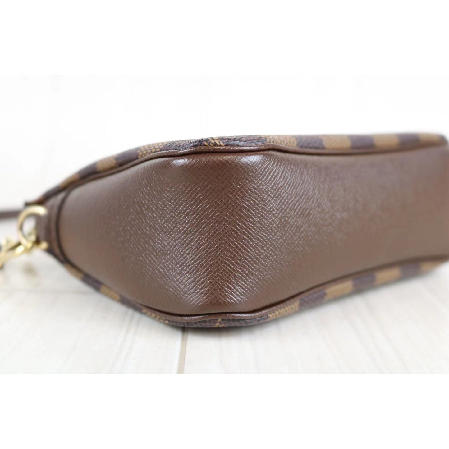 Rank SA ｜ LV Damier Truth make up ｜032506
