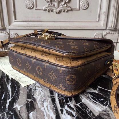 Louis Vuitton Pochette Metis Bag