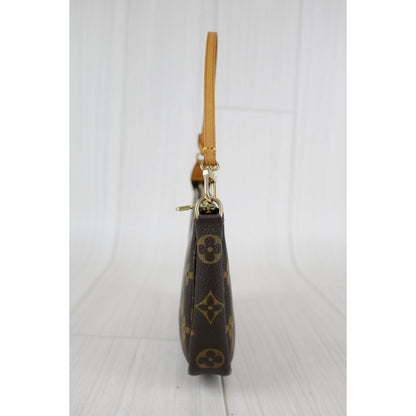 Rank A ｜ LV Monogram Pochette Accessoires ｜061710