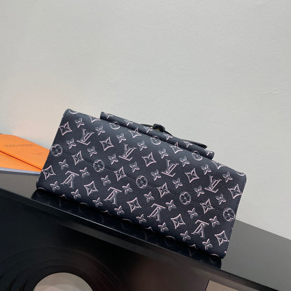 Louis Vuitton OnTheGo MM Bag