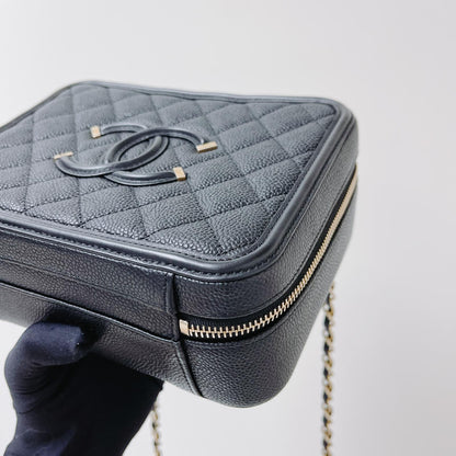 CC Filigree Medium Caviar Quilted Vanity Case Black