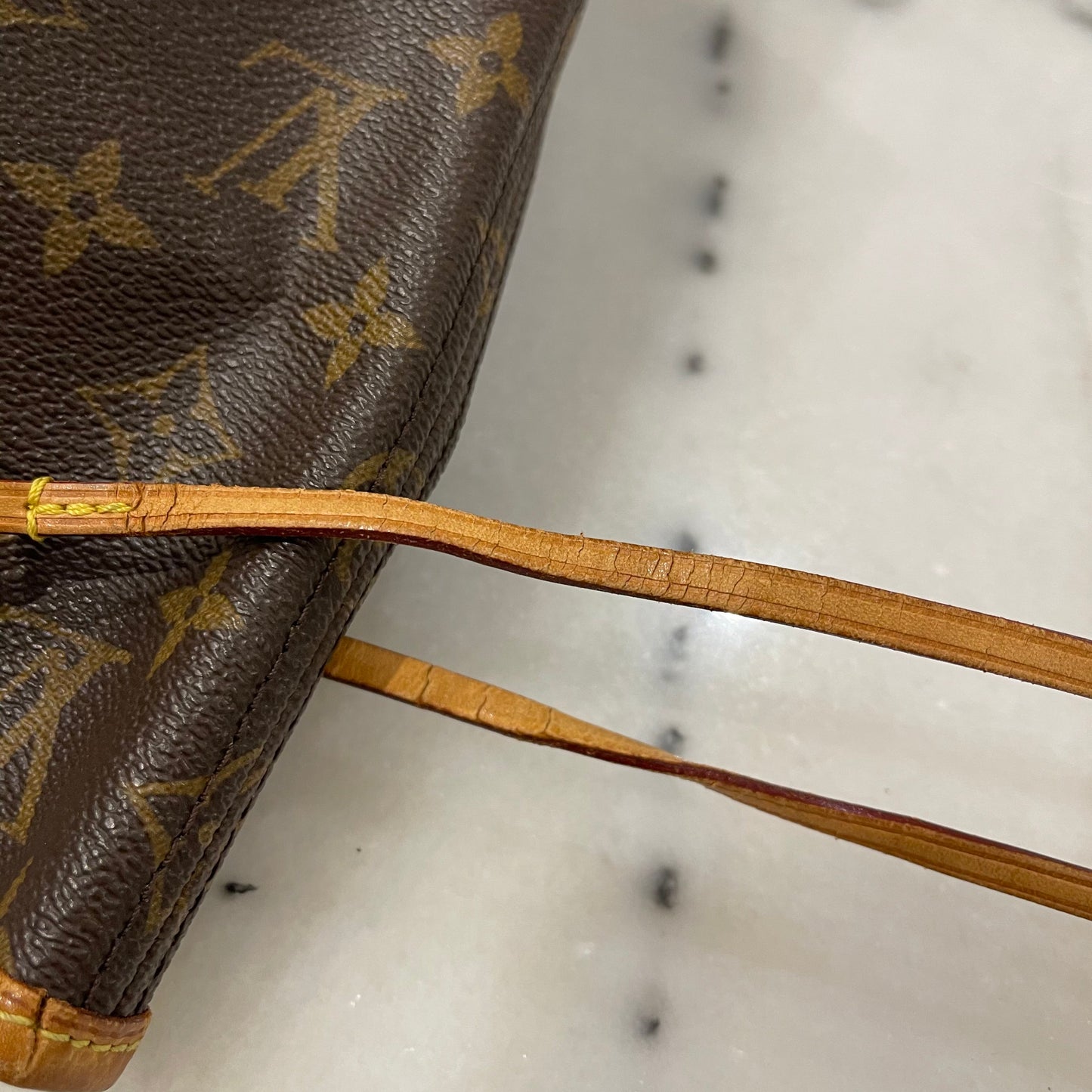 Louis-Vuitton Neverfull MM Monogram Canvas
