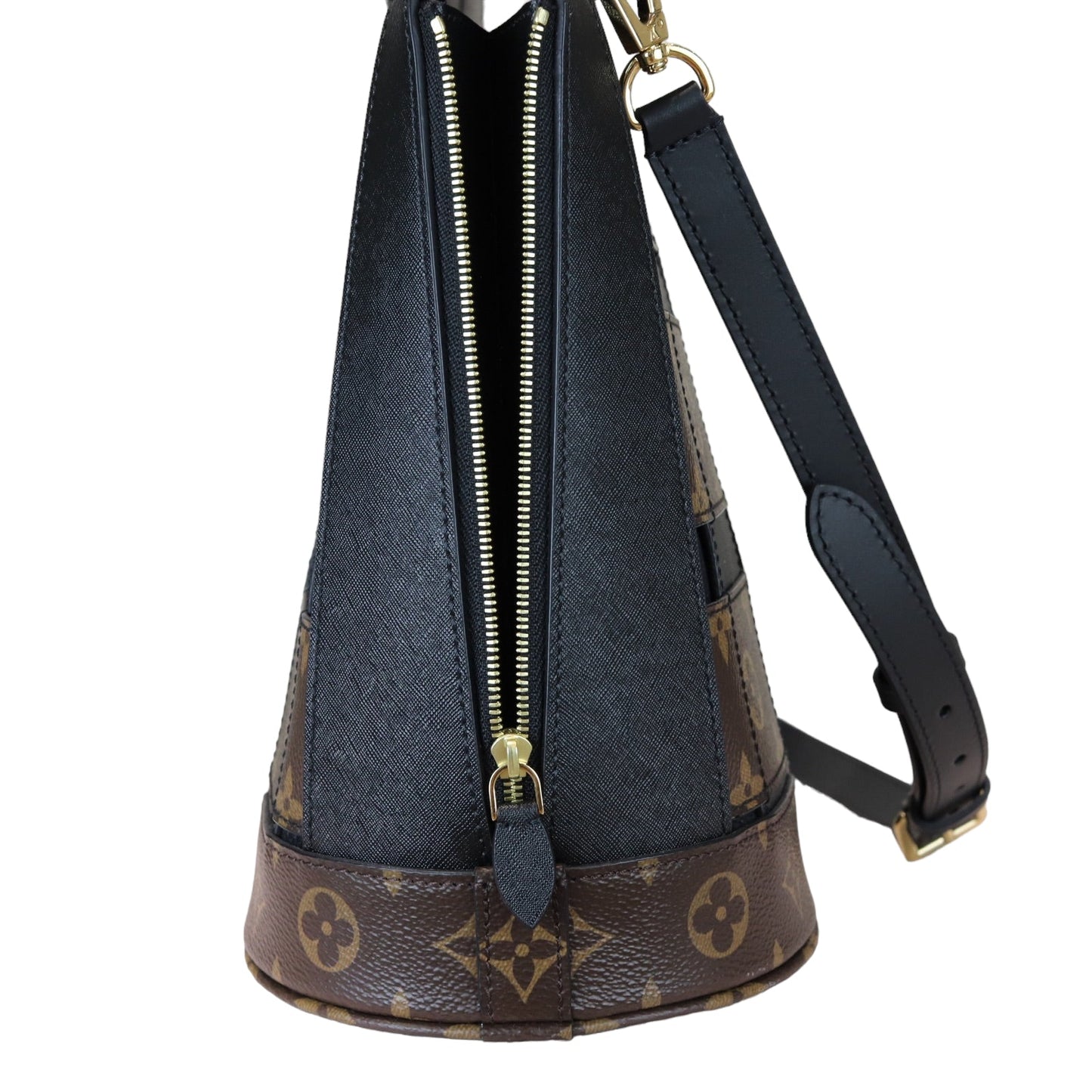 Louis-Vuitton Monogram Tressage MM GHW
