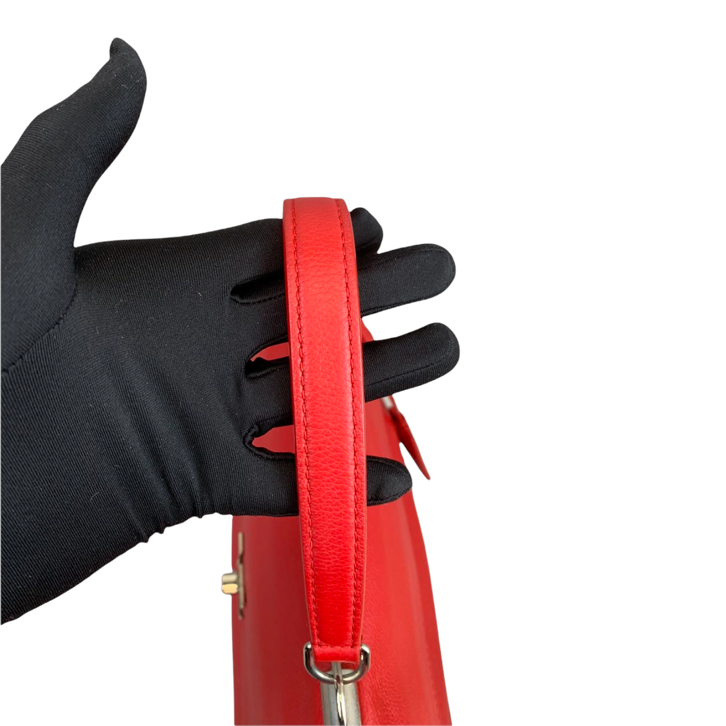 Louis-Vuitton Lockme ll Leather Red SHW
