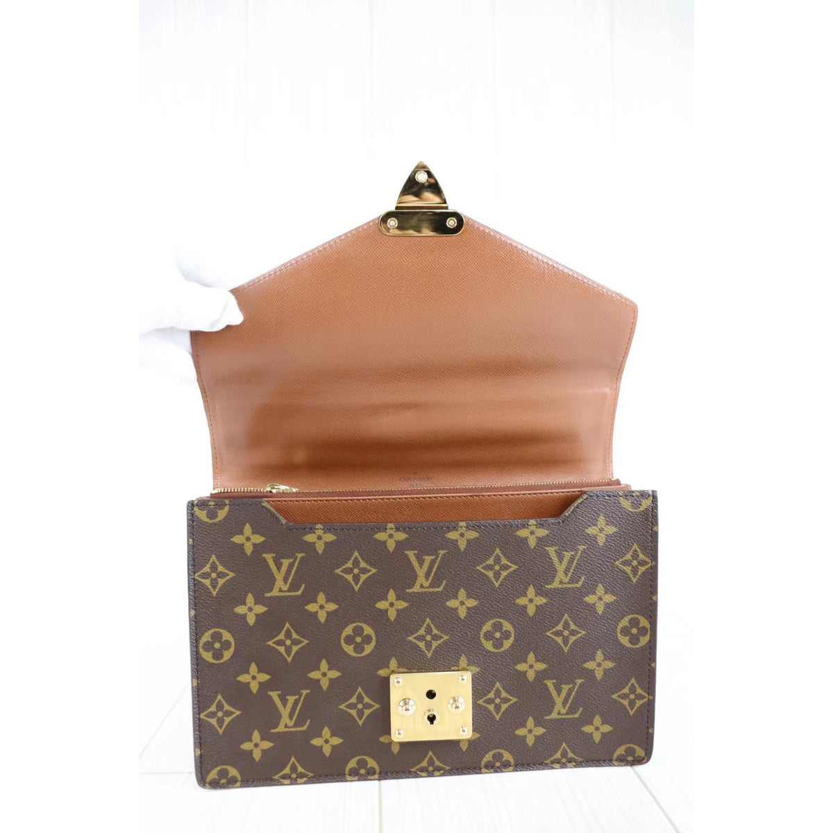Rank A ｜ LV Monogram Concorde Handbag ｜073001