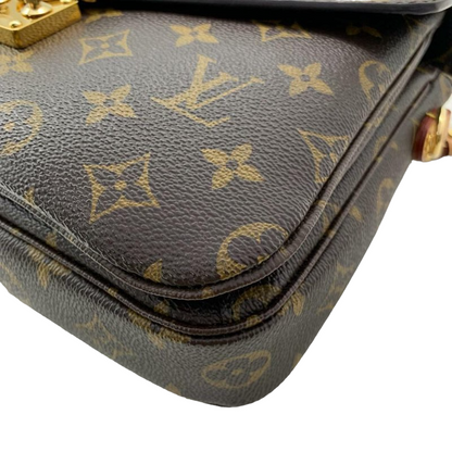 Louis-Vuitton Monogram Pochette Métis GHW