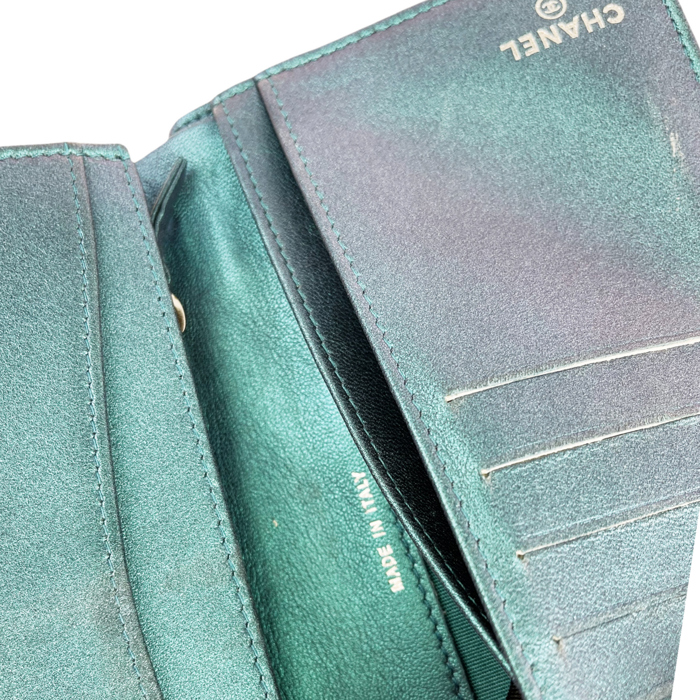 Yen Iridescent Wallet Lambskin Green SHW