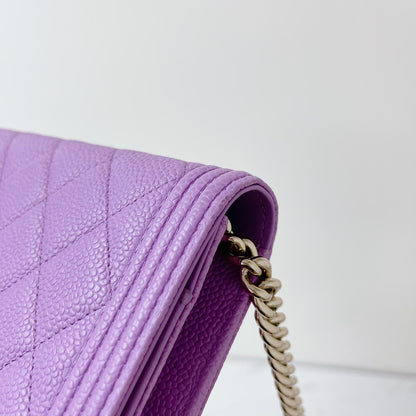 Boy Wallet on Chain Caviar Lilac LGHW