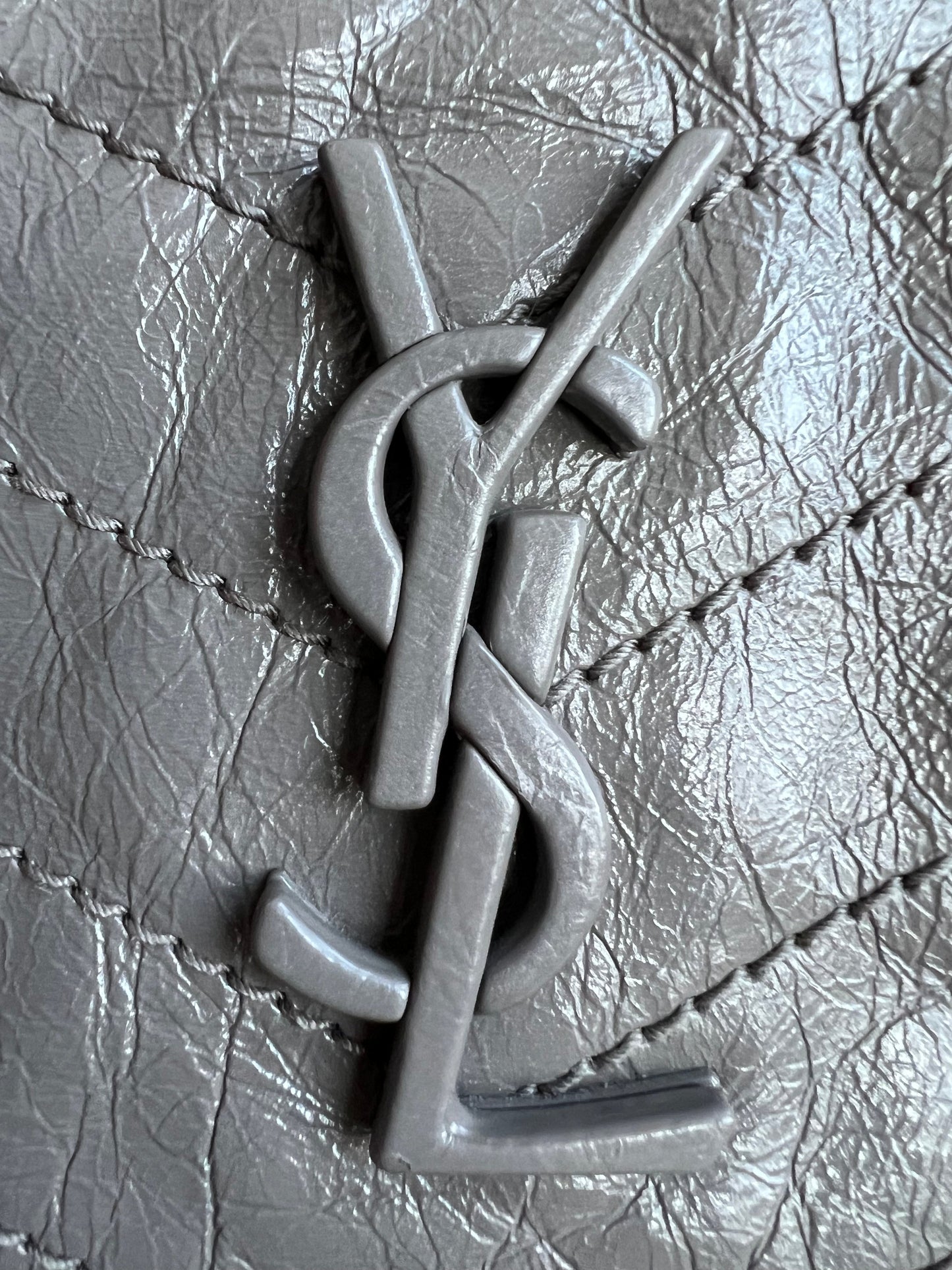 Yves Saint Laurent (YSL) Grey Medium Niki Chain Bag