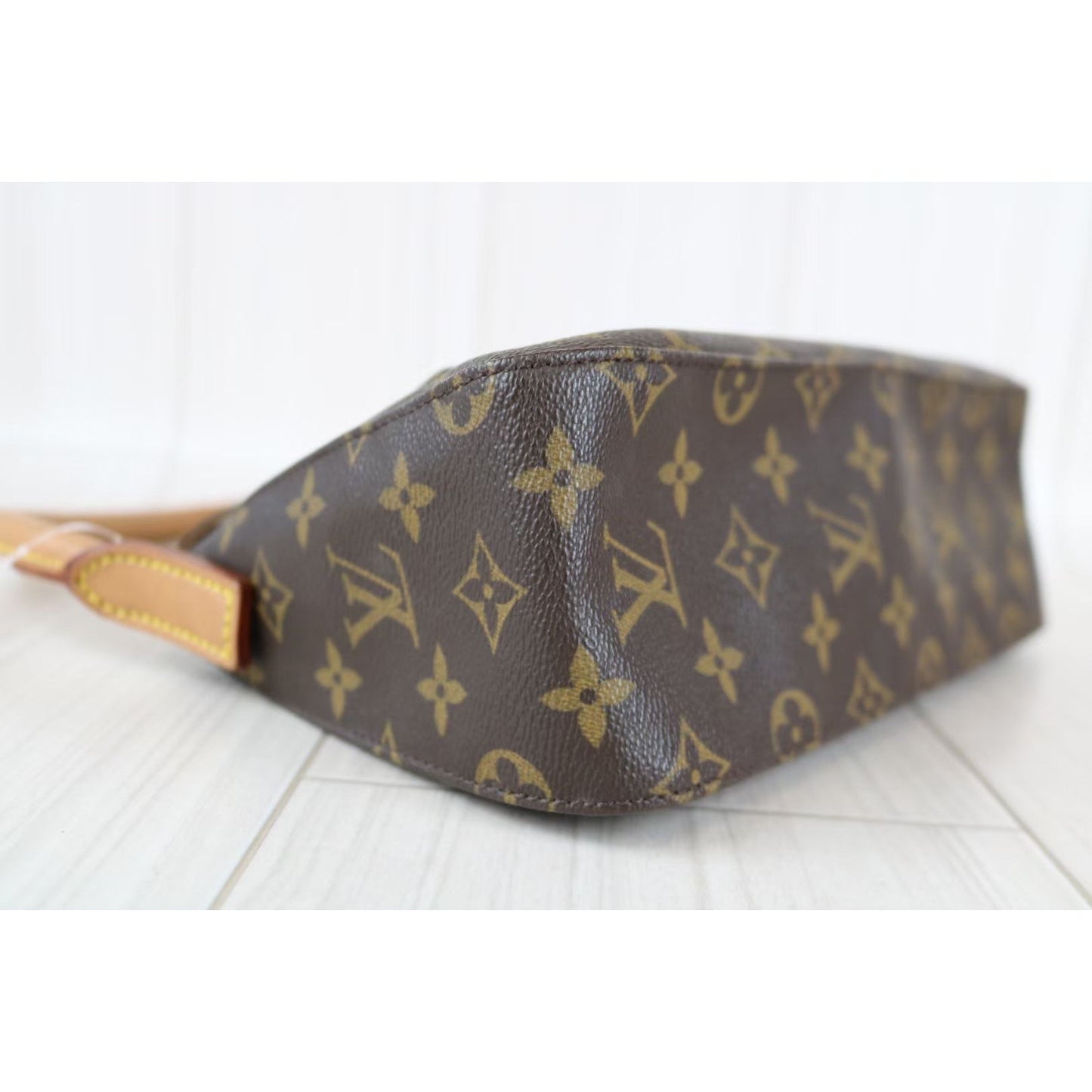 Rank AB ｜ LV Monogram Mini looping Shoulder Bag ｜060715