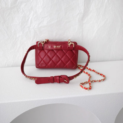 Chanel  vintage quilted sheepskin CC belt bag+chain