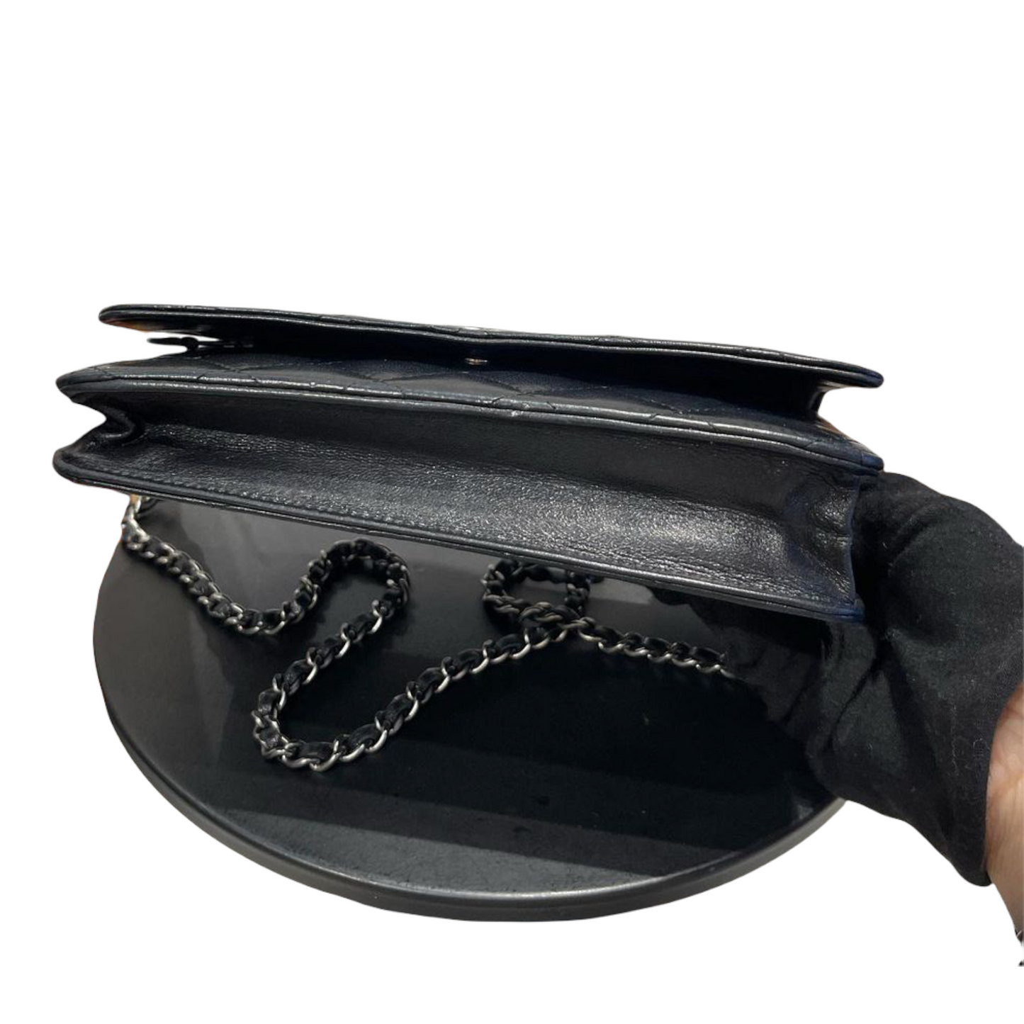 Classic Wallet on Chain Lambskin Black SHW