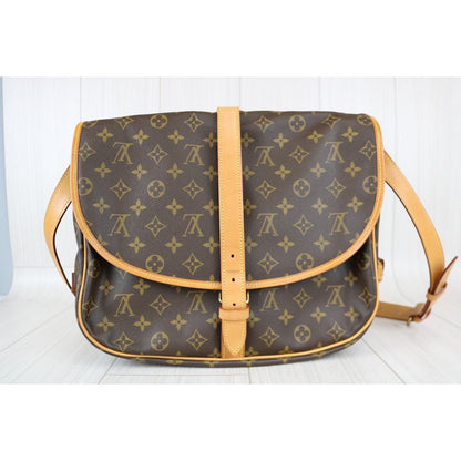 Rank A｜ LV Monogram Saumur GM Shoulder Bag｜030902