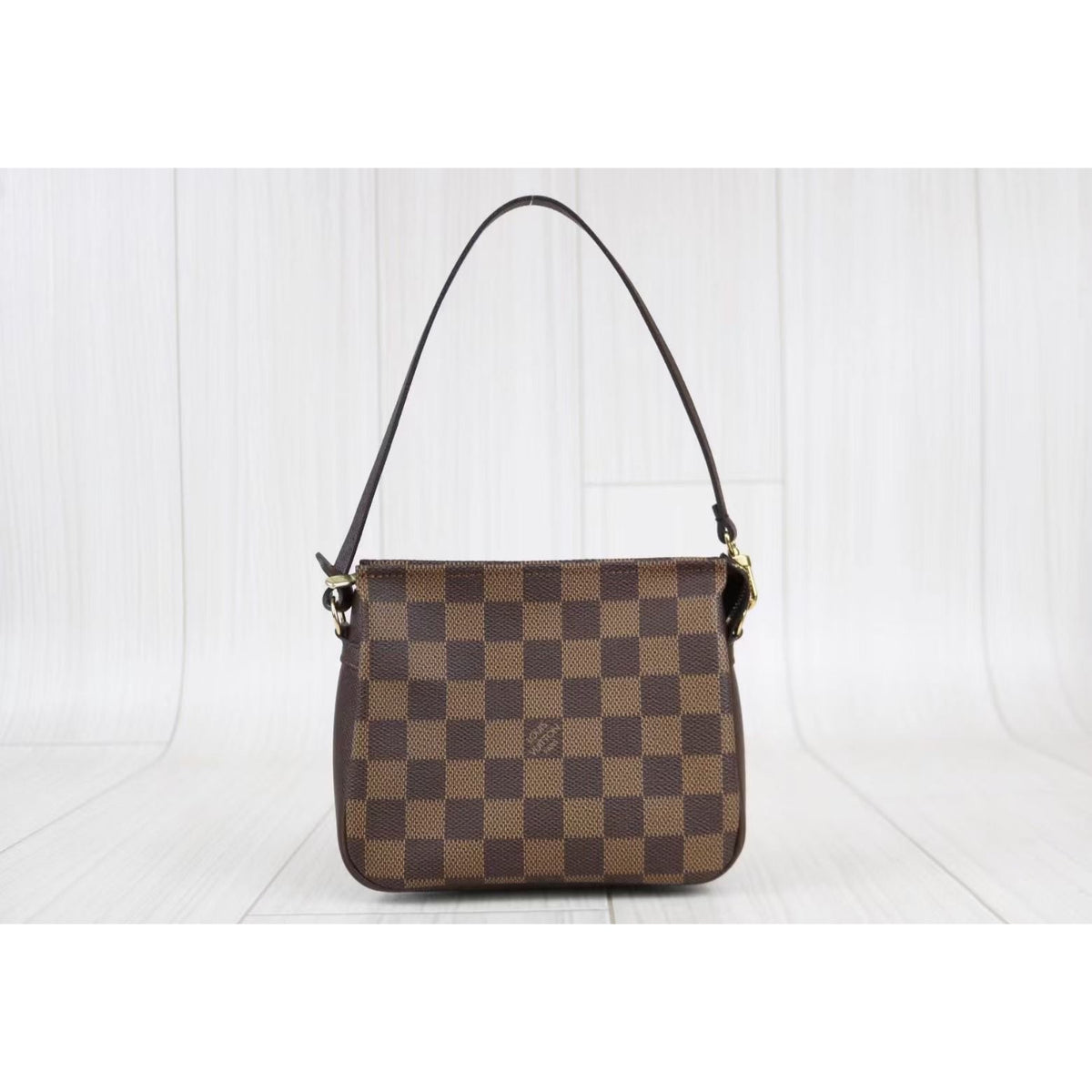 Rank SA ｜ LV Damier Truth Make Up Pouch ｜022102