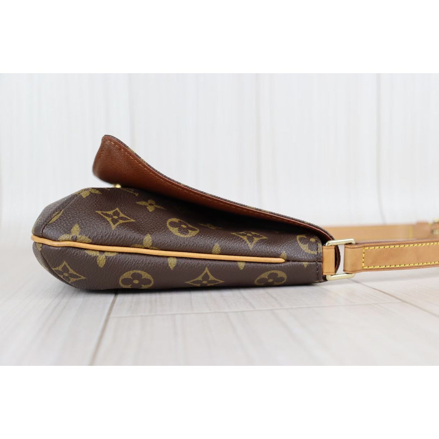 Rank A ｜ LV Monogram Musette Tango Shoulder Bag｜071811