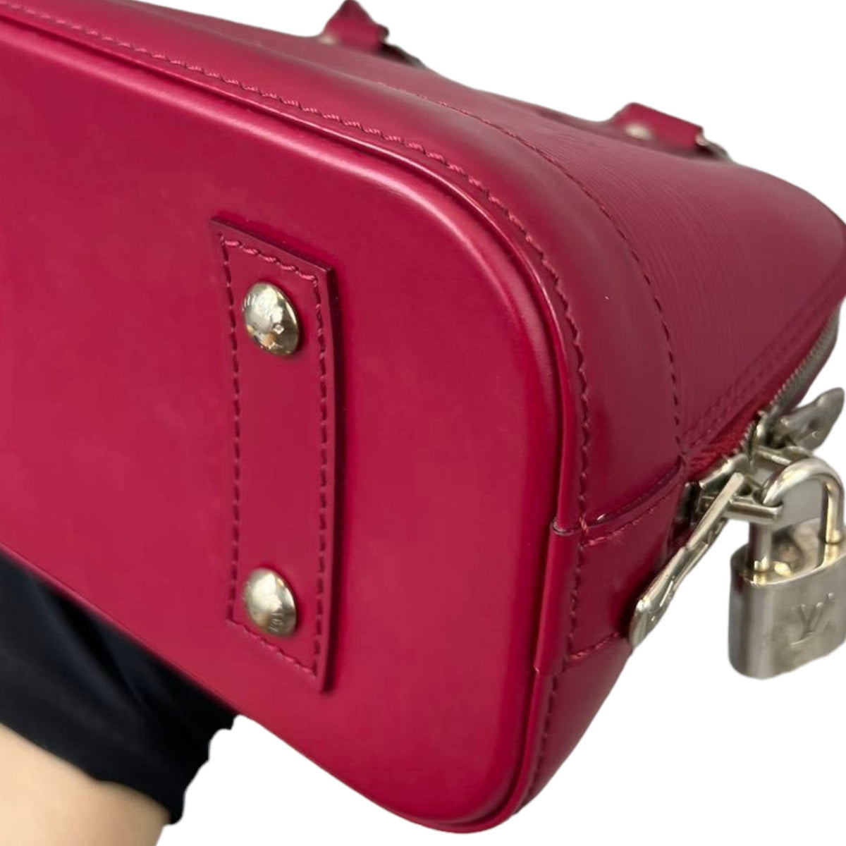 Louis-Vuitton Alma BB Epi Leather Pink SHW