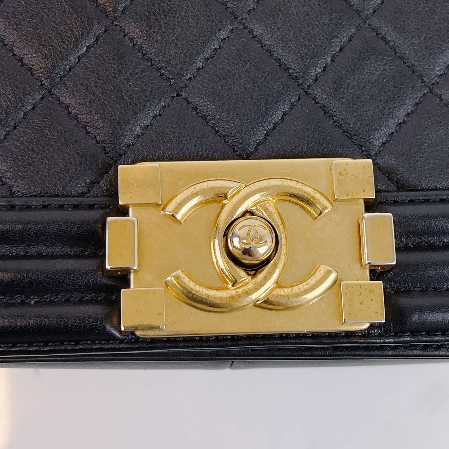 Boy Medium Calfskin Black GHW