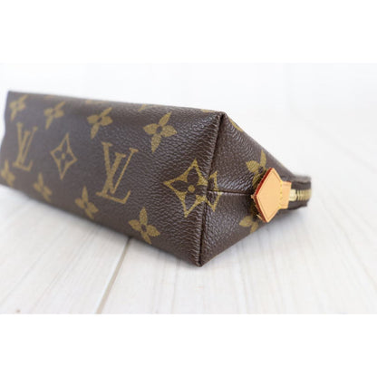 Rank A ｜ LV Monogram Cosmetic Pouch ｜072423