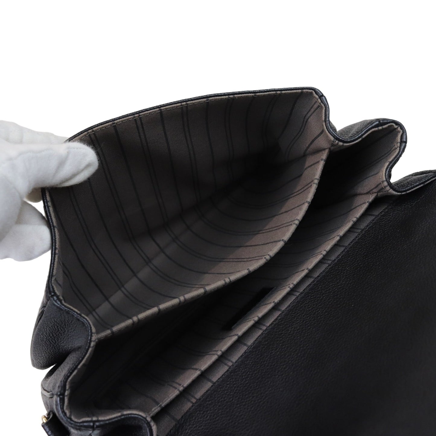 Louis-Vuitton Monogram Empreinte Pochette Metis Black GHW