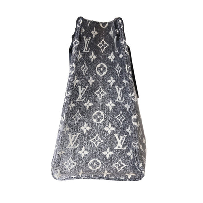 Louis-Vuitton OntheGO MM Denim