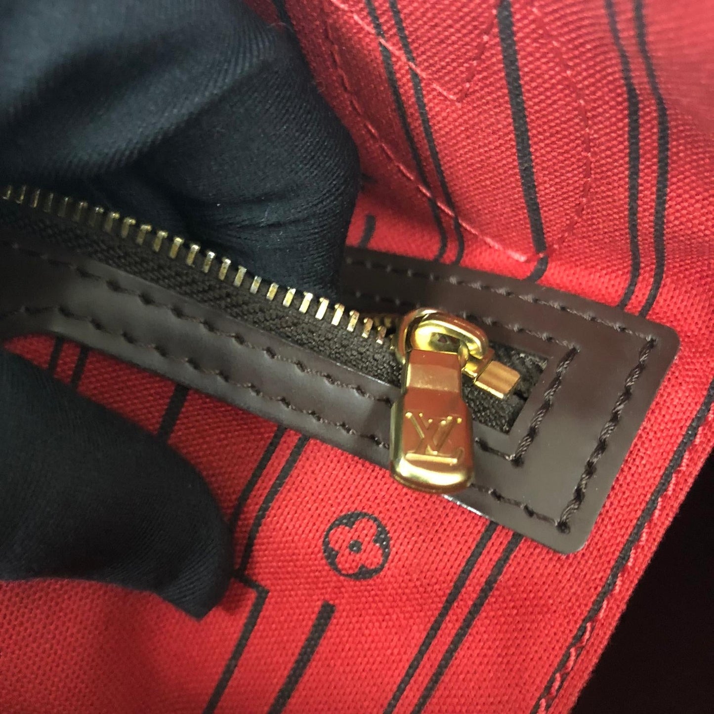 Louis-Vuitton Neverfull PM Damier Ebene Canvas