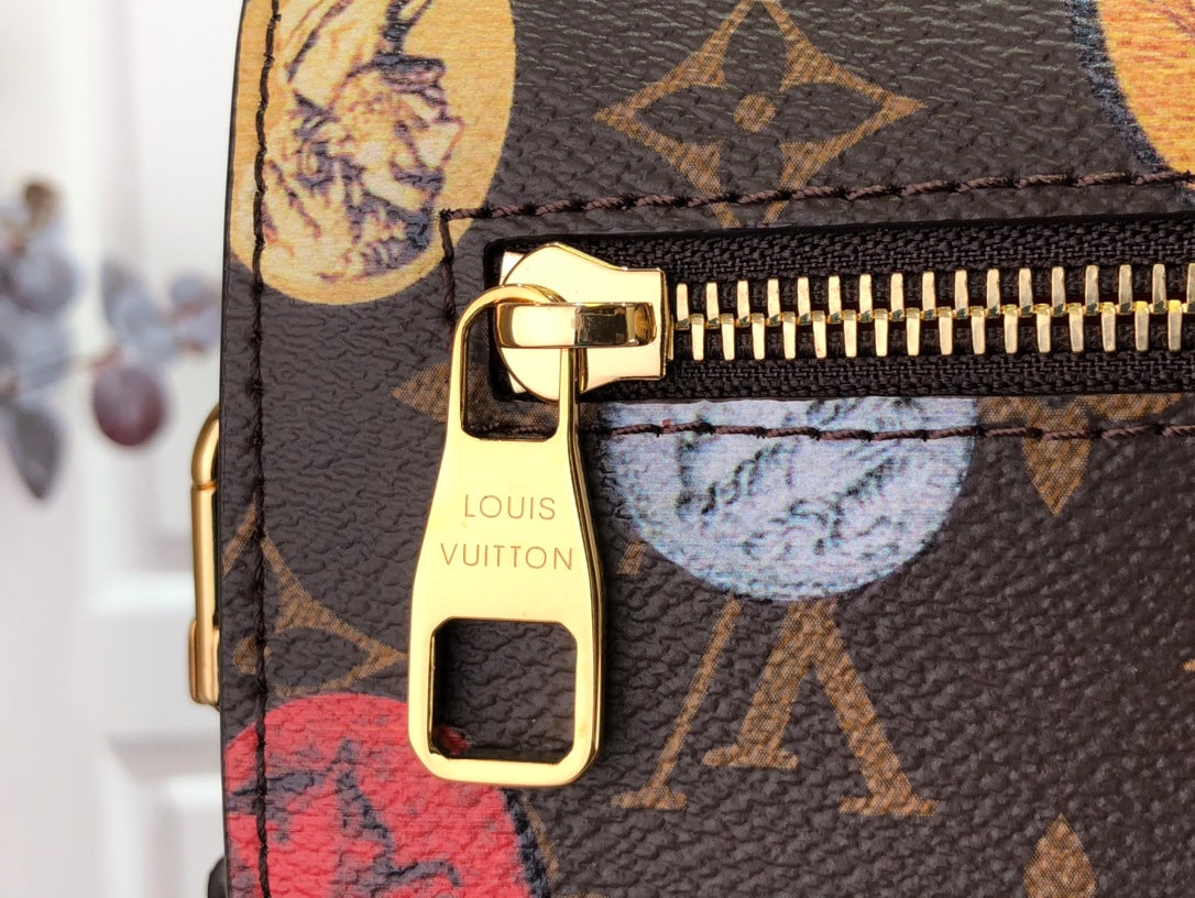 Louis Vuitton Pochette Metis Bag