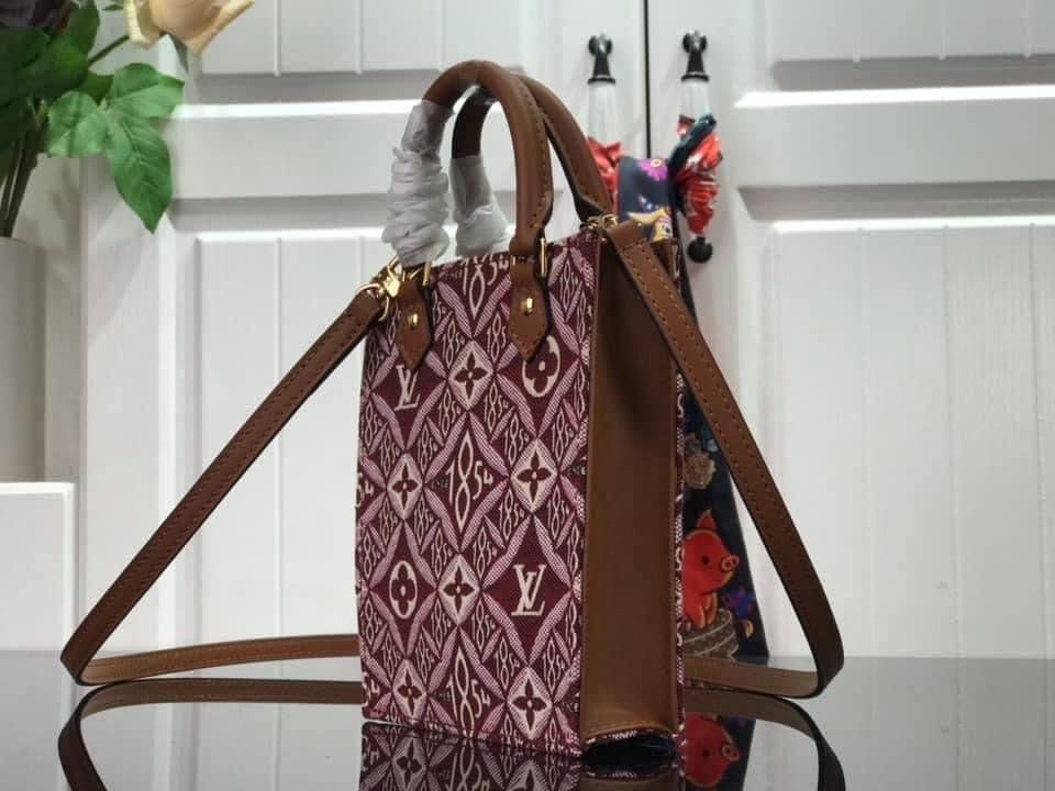 Louis Vuitton 1854 petit Sac Plate Bag