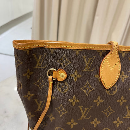 Louis-Vuitton Neverfull MM Monogram Canvas