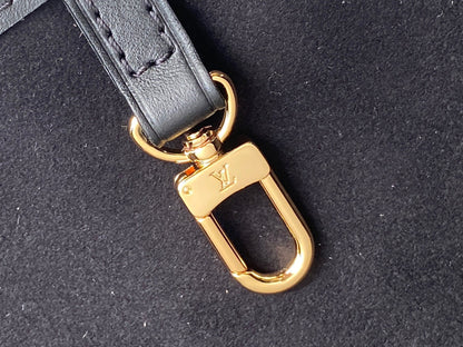 Louis Vuitton Neverfull MM Bag