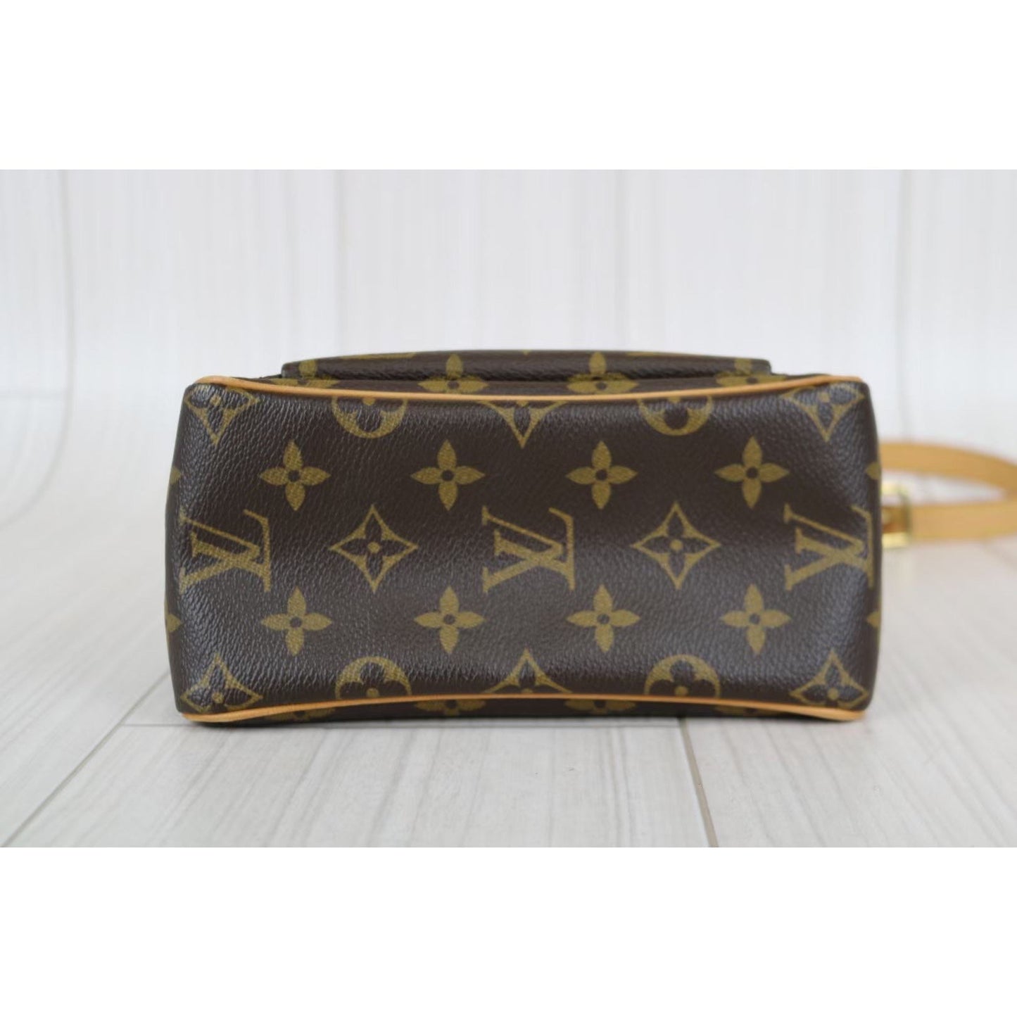 Rank A ｜ LV Monogram Viva cite PM Shoulder Bag ｜031410