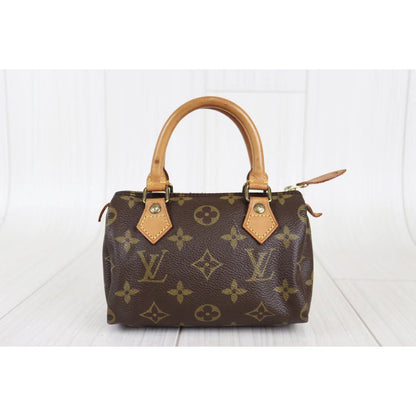 Rank AB ｜ LV Monogram Mini Speedy Handbag ｜ 073009