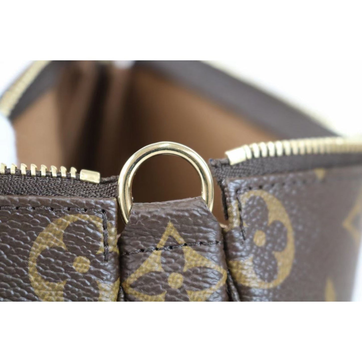 Rank SA ｜ LV Monogram Pouch｜ 013103