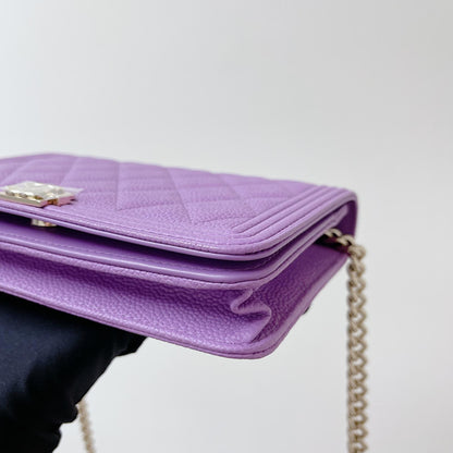 Boy Wallet on Chain Caviar Lilac LGHW