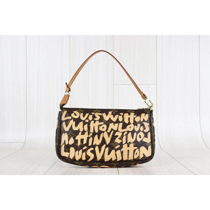 Rank A ｜ LV Monogram Doodle Pochette Accessoires ｜072004