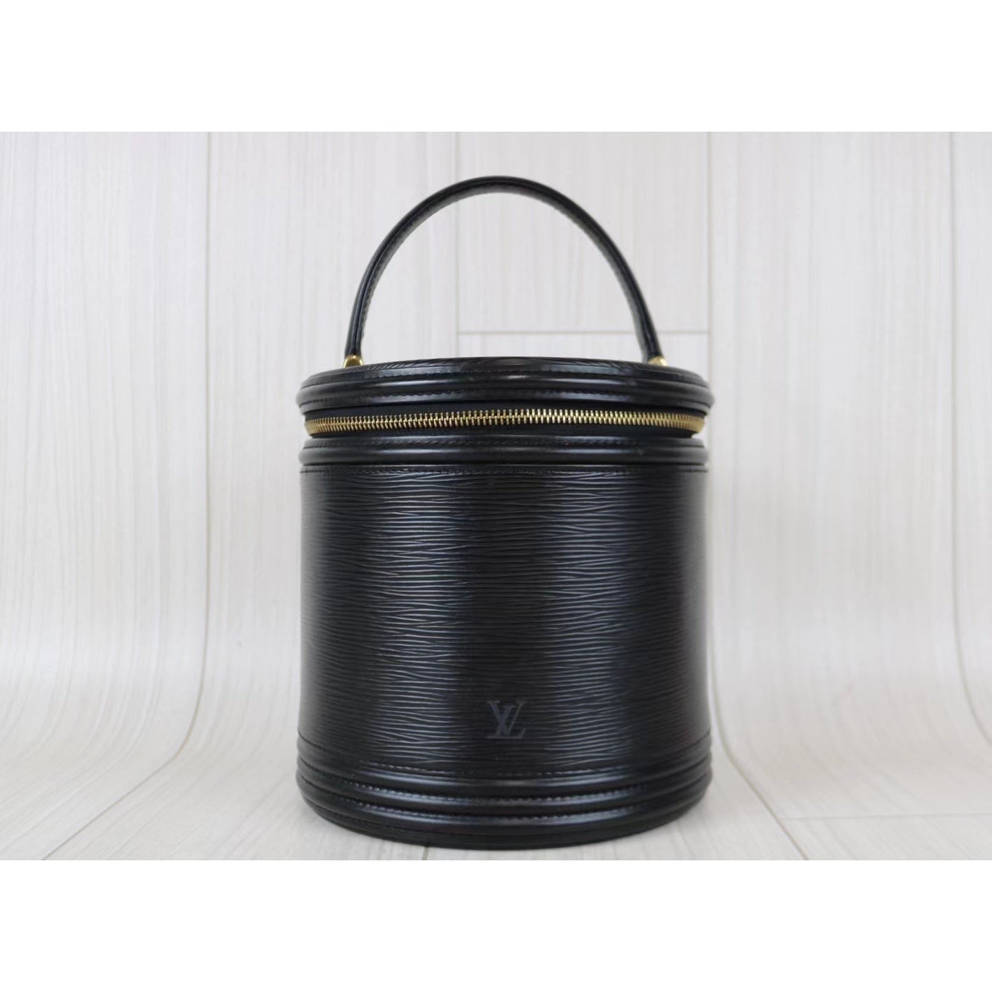 Rank A ｜ LV Epi Handbag ｜032901